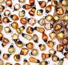 50 Pieces Amber and Gold Christmas Ornaments - Vintage Golden Christmas Tree Ornaments